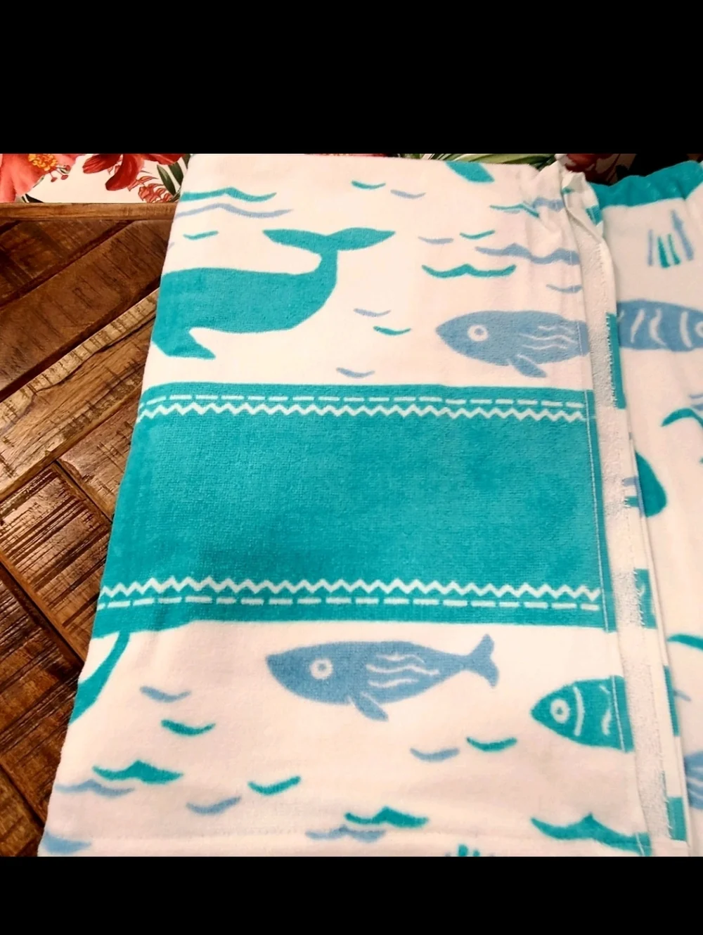 SCOUT Brand Pool BEACH TOWEL Blanket Bath Sheet Whale Fish Nautical Seashore New